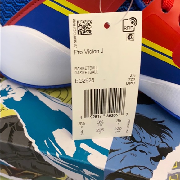 Adidas Captain Marvel’s Hi tops - Picture 3 of 14